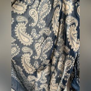 Blue and cream paisley women's scarf